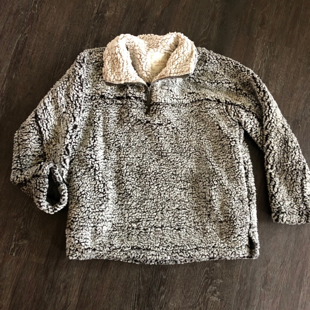 Altar’d State Sherpa Pullover Small